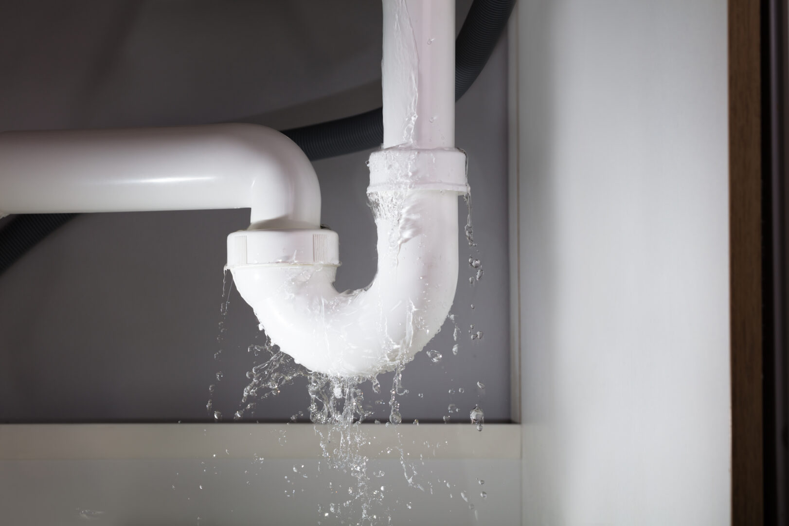 Leaking pipe